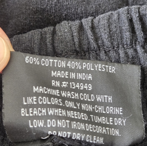 True Religion Gold HORSESHOE Logo Black Cuffed Sweat Jogger Pants size Medium - Picture 14 of 14